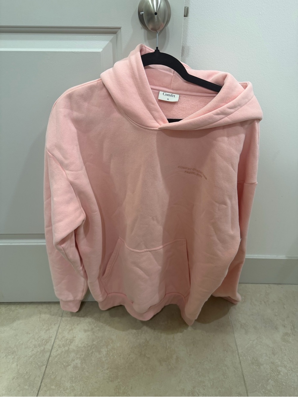Comfrt X-Large Pink Hoodie. 💕⚡️ - Picture 1 of 4